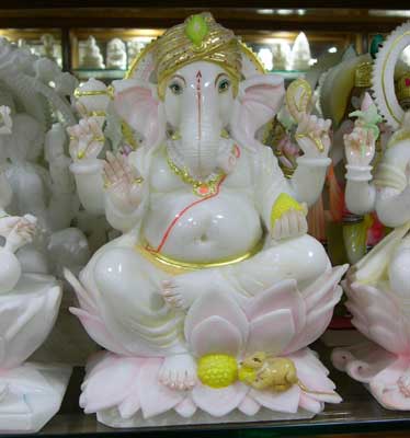 MGS-04 Marble Ganesh Statues, For Office, Home, Gifting, Size In Feet : 2 Feet