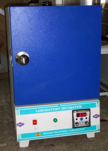 MIC-120 Bacteriological Incubator, Voltage : 220V