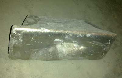 Aluminium ingots, Thickness : 30mm