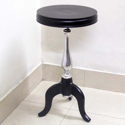 Aluminum Stool, Packaging Type : Black Seat With Silver Leg