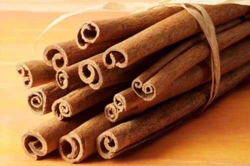 Cinnamon sticks