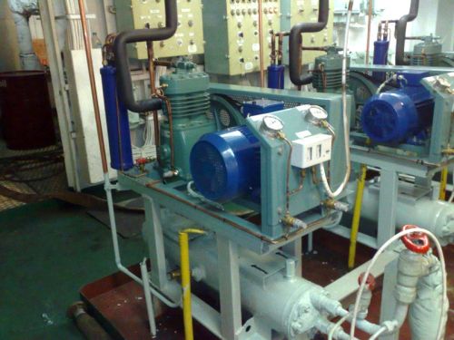 High Pressure Carbon Steel Bitzer Compressor, Voltage : 380V