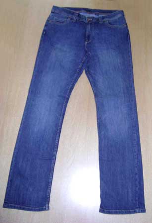Ladies jeans, Waist Size : 28