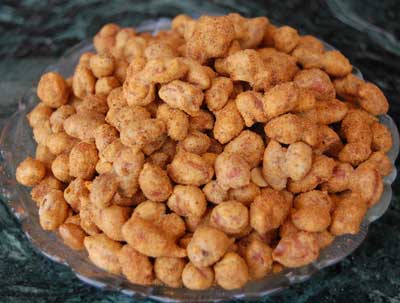 Coated Peanuts