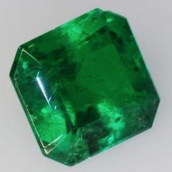 Natural Emerald Stone