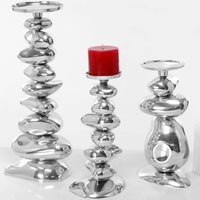Aluminium Candle Holders, Feature : Perfect Finish, Aesthetically Designed, Rich Look, Sophisticated