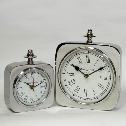 Vinita Impex Table Clock