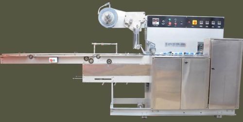 Flow Wrapping Machine