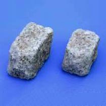 Feldspar Lumps, Thickness : 40-50mm