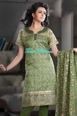 Anarkali Salwar Kameez, Fit Type : Regular Fit