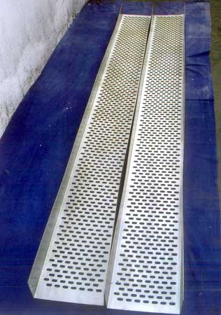 Gi Cable Trays