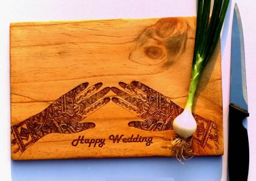 Wooden Chopping Board With Mehandi Design