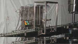 Automatic Liquid Bottle Filling Machine