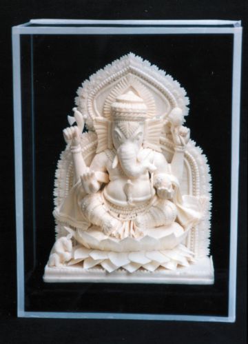 Polished Marble Lord Ganesha Statue, For Home, Office, Shop, Color : White