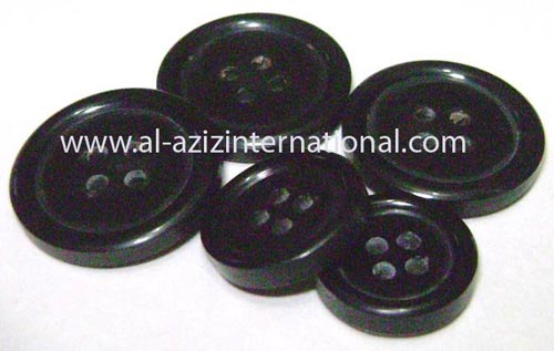 Black Round Horn Buttons