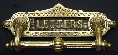 Handle Letter Plate