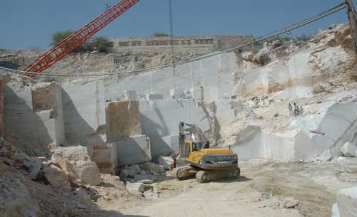 Nirjharana White Marble Tiles