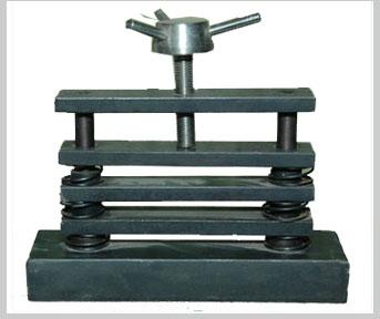 Compression-Set-Apparatus