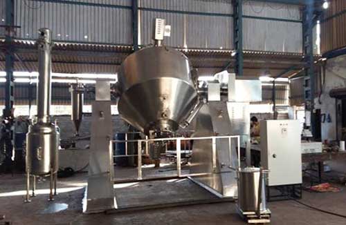 ROTOCONE VACUUM DRYER