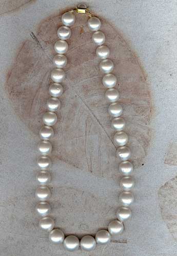 White South Sea Pearl