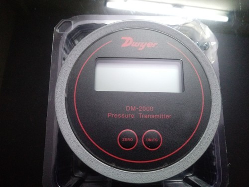 DWYER Differential Pressure Transmitter Series DM-2000, For Industrial
