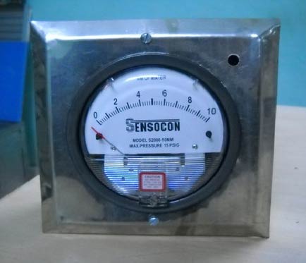 Magnehelic Gauge With SS. Enclosure, For Industrial