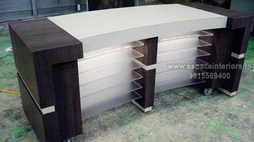 Showroom Counter Table