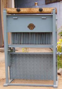 Stainless Steel Wax Candle Machine, Color : Grey, Weight : 200 Kg