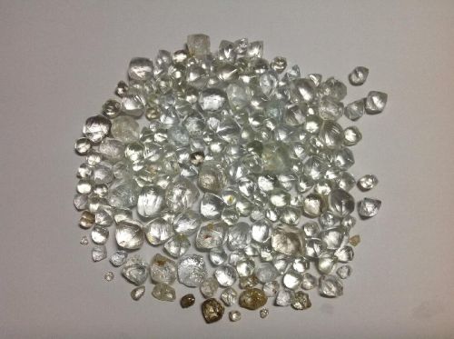 Rough Diamond, Gemstone Shape : OCTAHENDRON, Gemstone Size : 7CTS