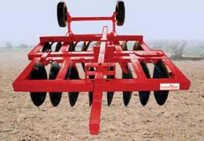 Polished Carbon Steel 100-200kg Trailer Offset Disc Harrow, For Agriculture