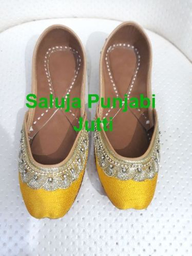 Designer Beaded Jutti, Color : Yellow