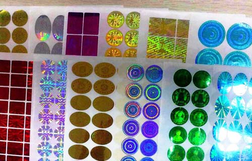 Holographic Labels