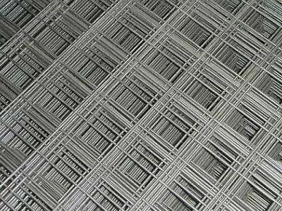 Iron Welded Wire Mesh