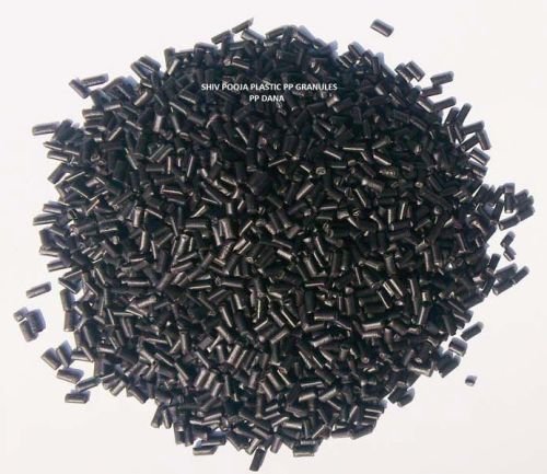 PP Black Granules 02