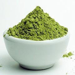 Natural henna powder Form : Powder