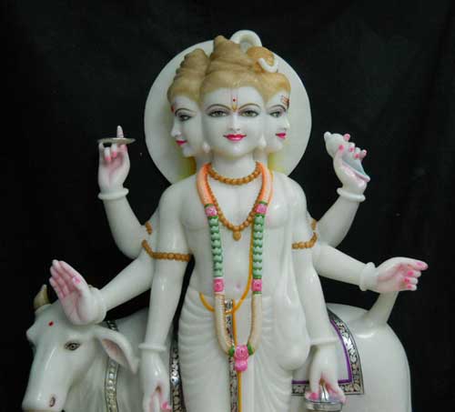 Marble Dattatreya Bhagwan Statue, Packaging Type : Carton Box