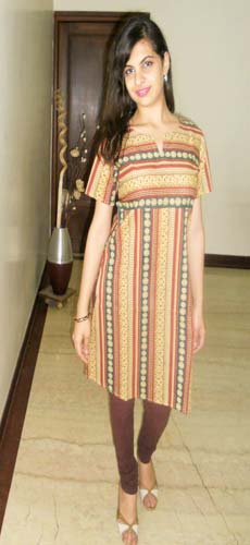 Ladies cotton kurtis, Usage : Casual