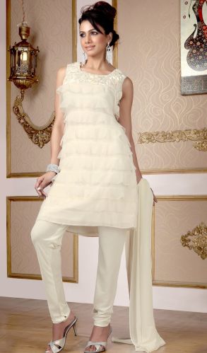 Stylish Partywear Salwar Kameez