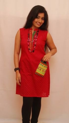 Ladies Kurti, Color : MAGENTA
