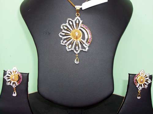 American Diamond Pendant Set