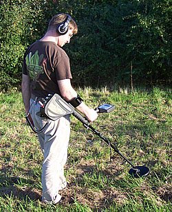 Okm Rover Deluxe Metal Detector - Visualizer 3 D