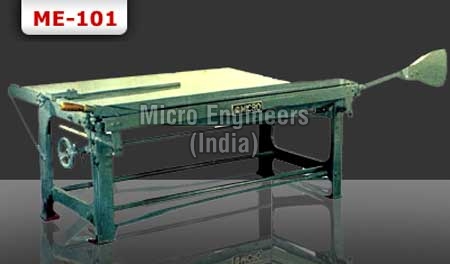 Corrugated Board Cutter