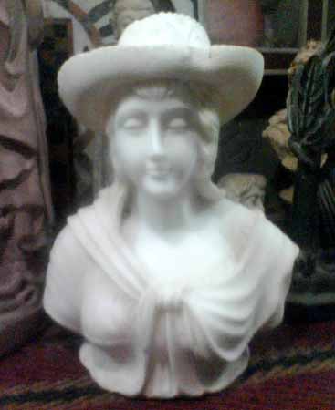 Vinod Murti Carved Marble Statues