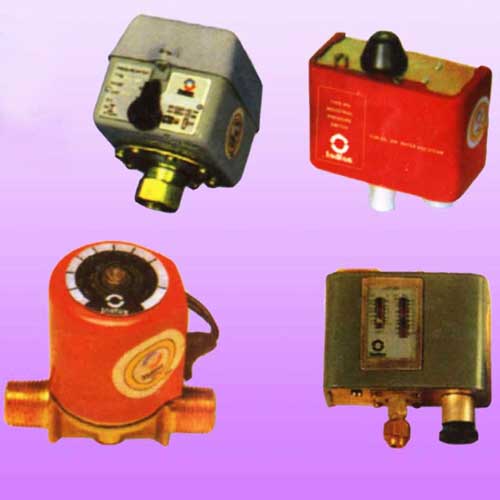 Pressure Switches, Maximum Voltage (Umax) : 240 V
