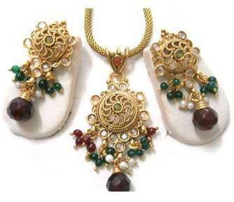 Kundan Pendant Set - (model No. - Kj - 2)