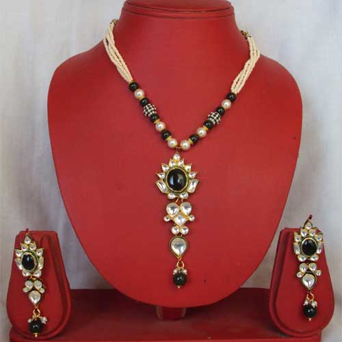 Jadtar Necklace Set