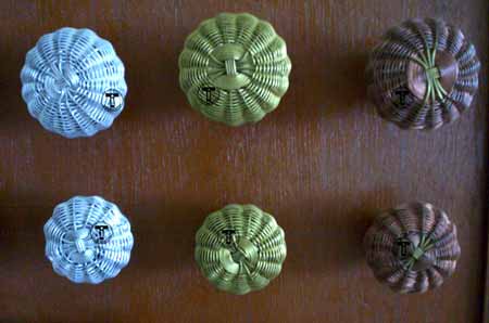 Polished Metal Wire Knobs, Thickness : 10-20mm