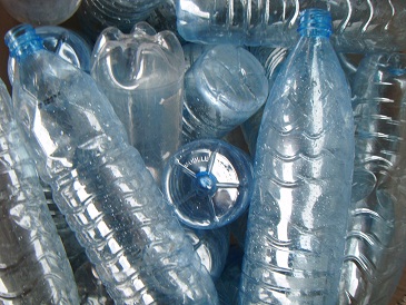 Pet bottle scrap