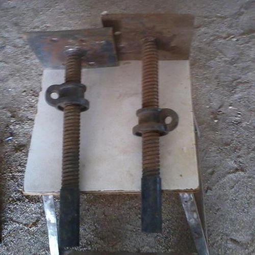 Adjustable Base Plate