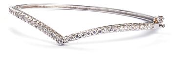 Sterling Silver Fashion Jewelry Bangle B0104